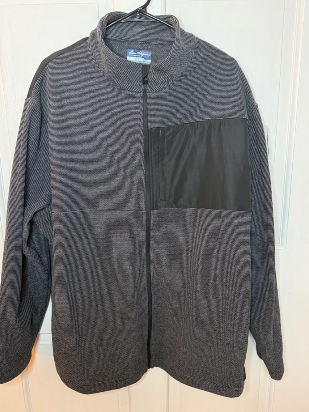 Ben Hogan Performance Laying Men’s Charcoal Zip-Up Sweater with Black Pocket